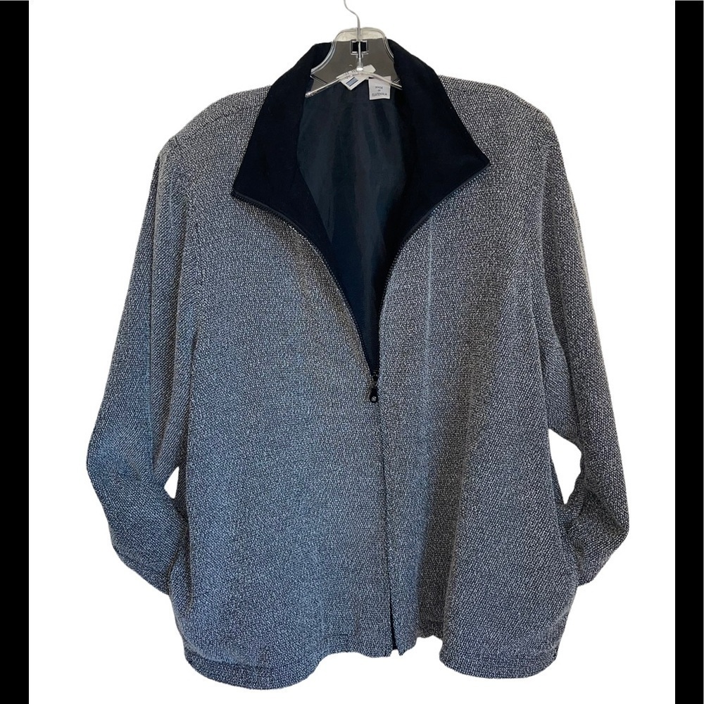 Women’s Koret Full Zip Jacket. Size Large
